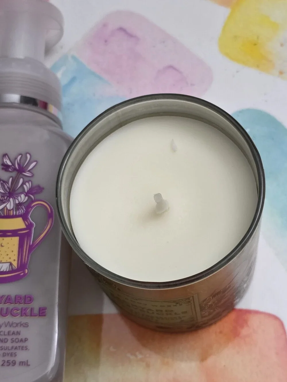 Bath & Body Works Backyard Honeysuckle Foaming Hand Soap & Candle Set NEW - Picture 4 of 6